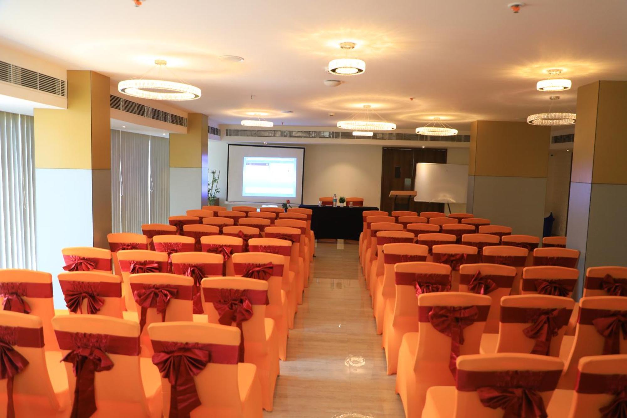 Vivid A Boutique Hotel Tiruchirappalli Eksteriør bilde