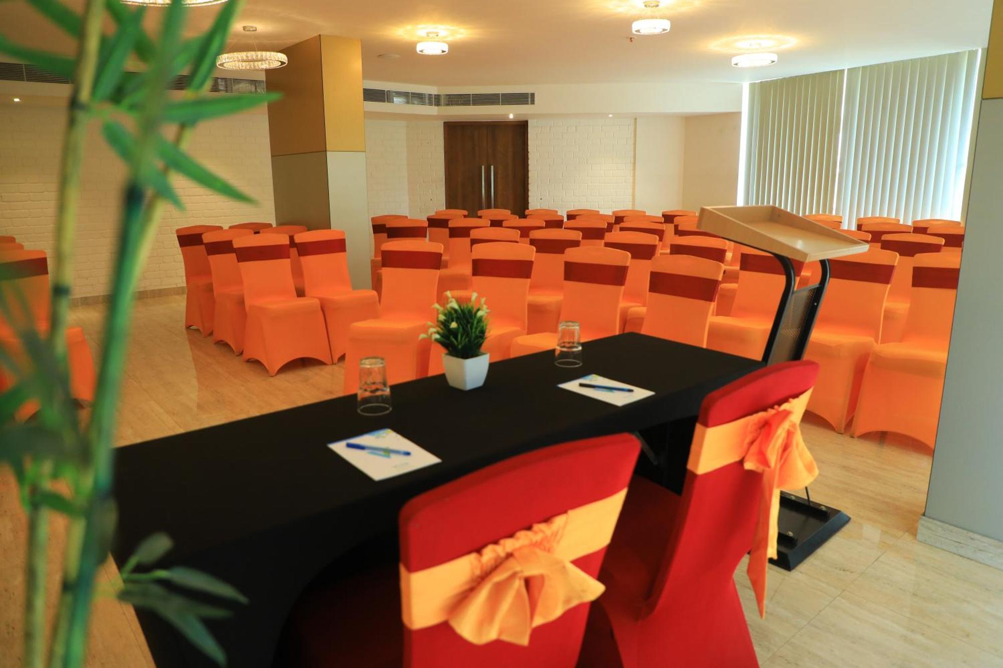 Vivid A Boutique Hotel Tiruchirappalli Eksteriør bilde
